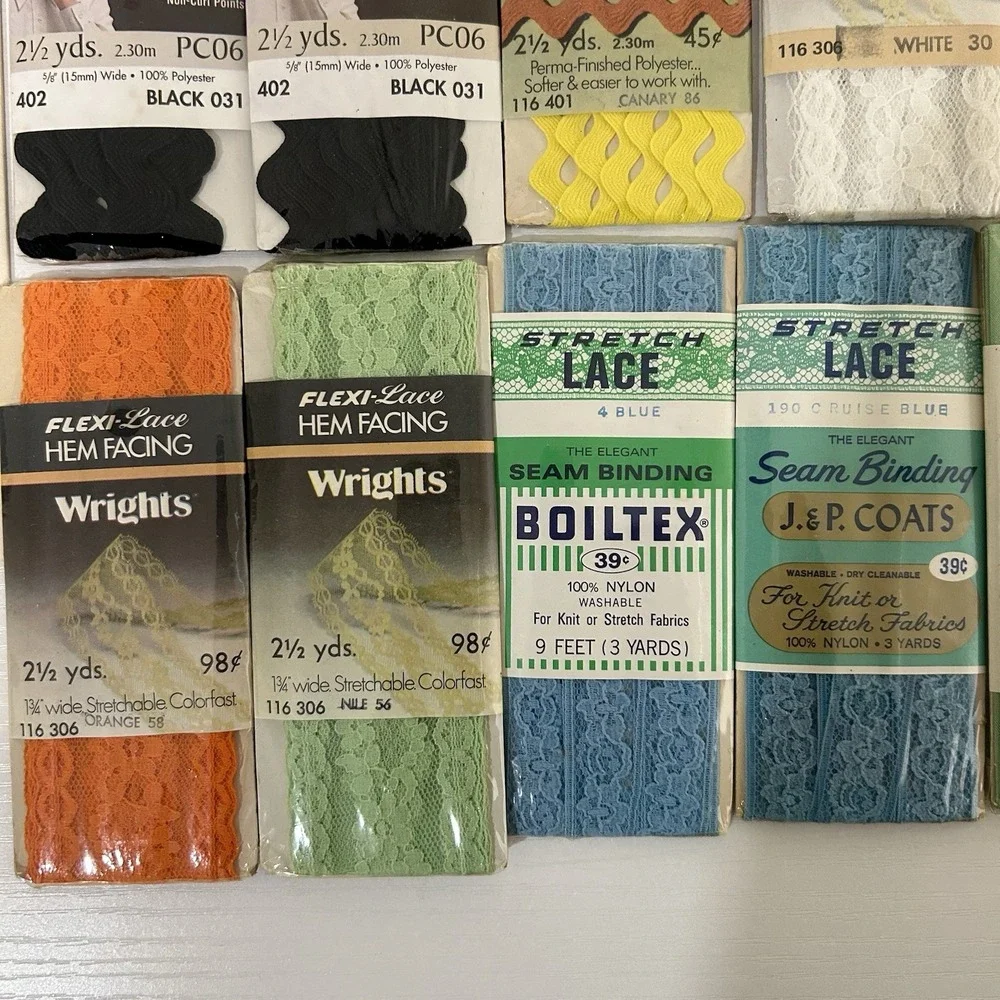 Lot of 25 Vintage Zippers, Bias Tape, Stretch Lace, Rick Rack & More Variety NEW